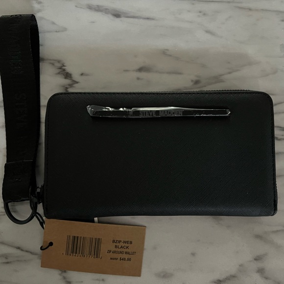 NWT Steve Madden clutch/wristlet wallet - Picture 1 of 3